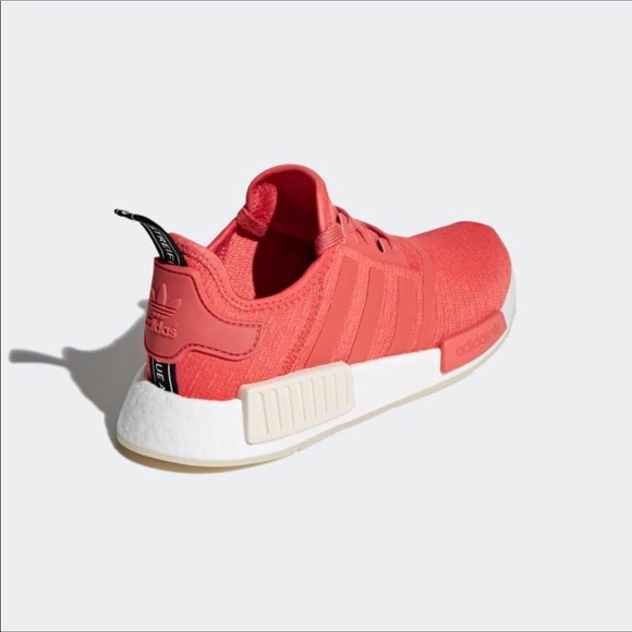 NEW Adidas NMD R1 Sneakers in Trace Scarlet - Picture 3 of 7
